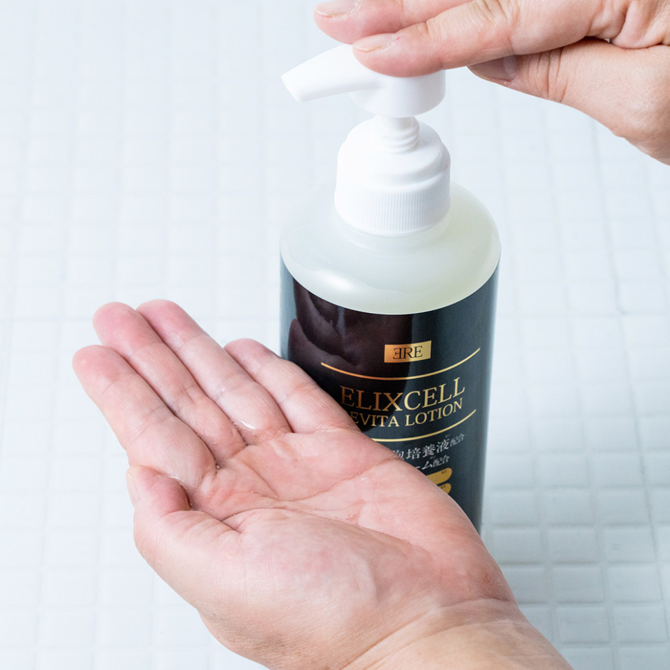 ELIXCELL Revita Lotion/Лосьон для лица с экстрактами стволовых клеток, фуллереном, плацентой, коллагеном, эластином, аллантоином и гиалуроной кислотой 500 мл
